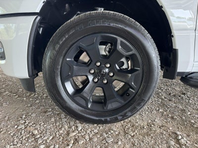 2026 RAM 1500 RAM 1500 EXPRESS CREW CAB 4X4 5'7' BOX