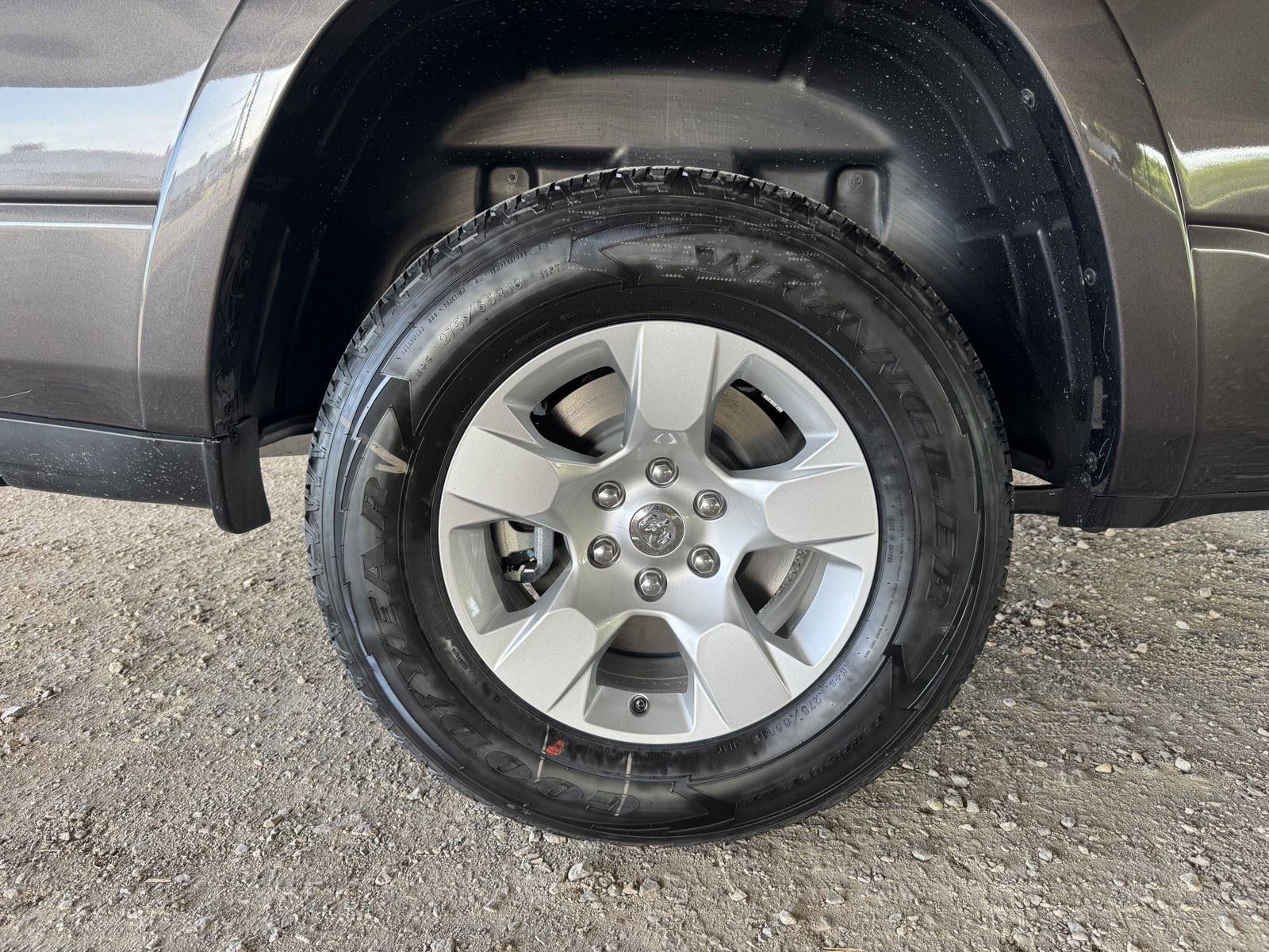 2026 RAM Ram 1500 RAM 1500 LONE STAR CREW CAB 4X4 5'7' BOX