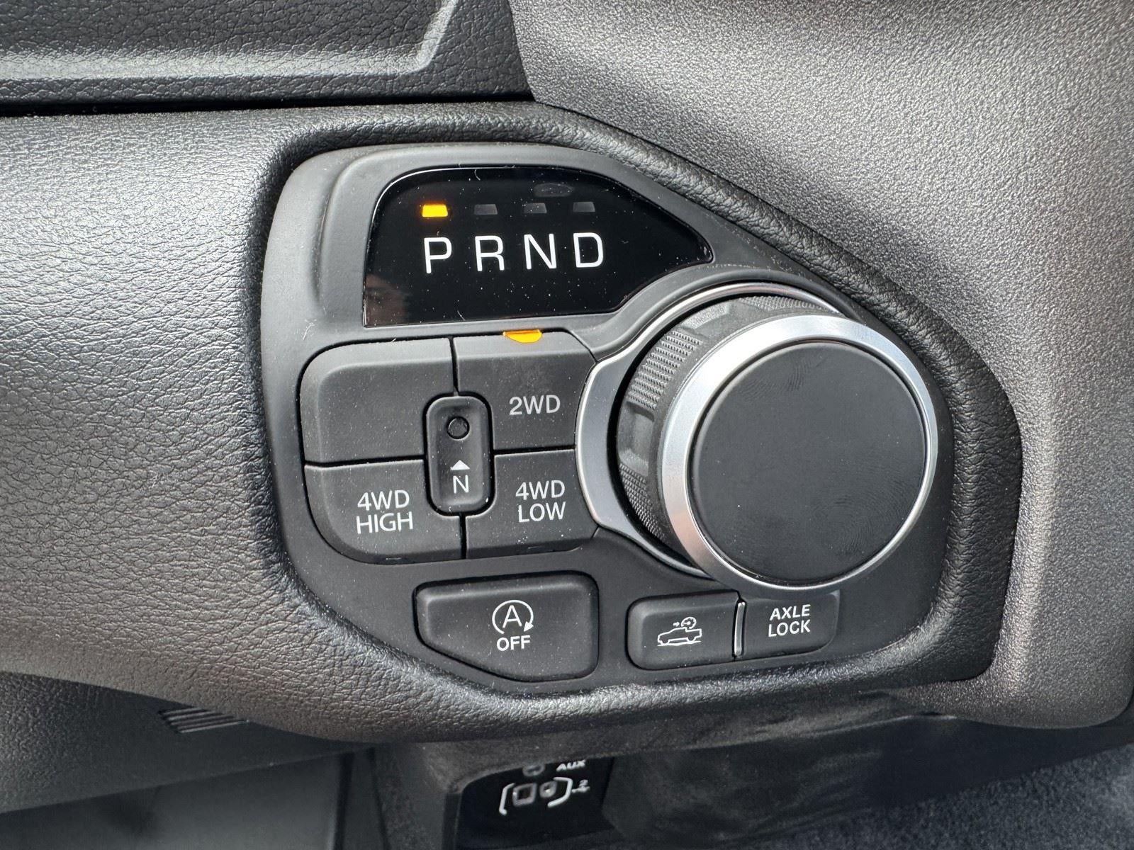 2026 RAM Ram 1500 RAM 1500 WARLOCK CREW CAB 4X4 5'7' BOX