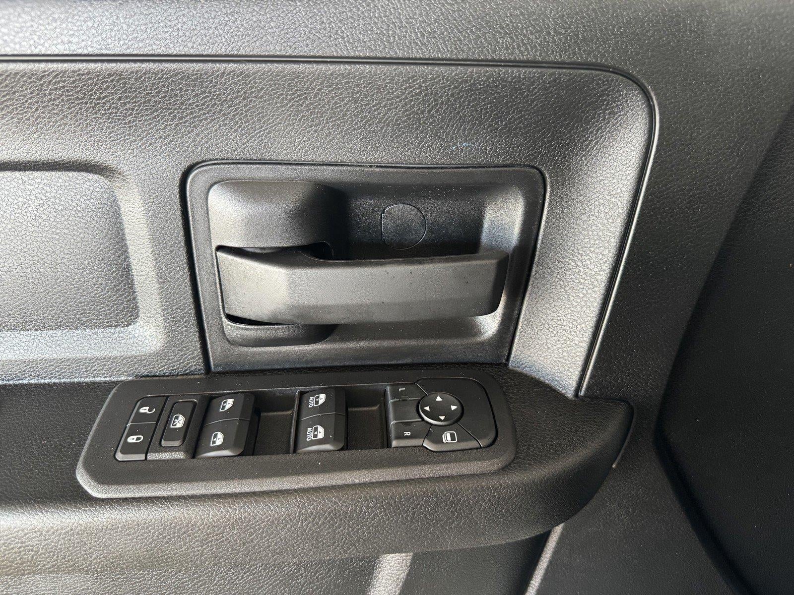 2027 RAM Ram 2500 RAM 2500 TRADESMAN CREW CAB 4X4 6'4' BOX