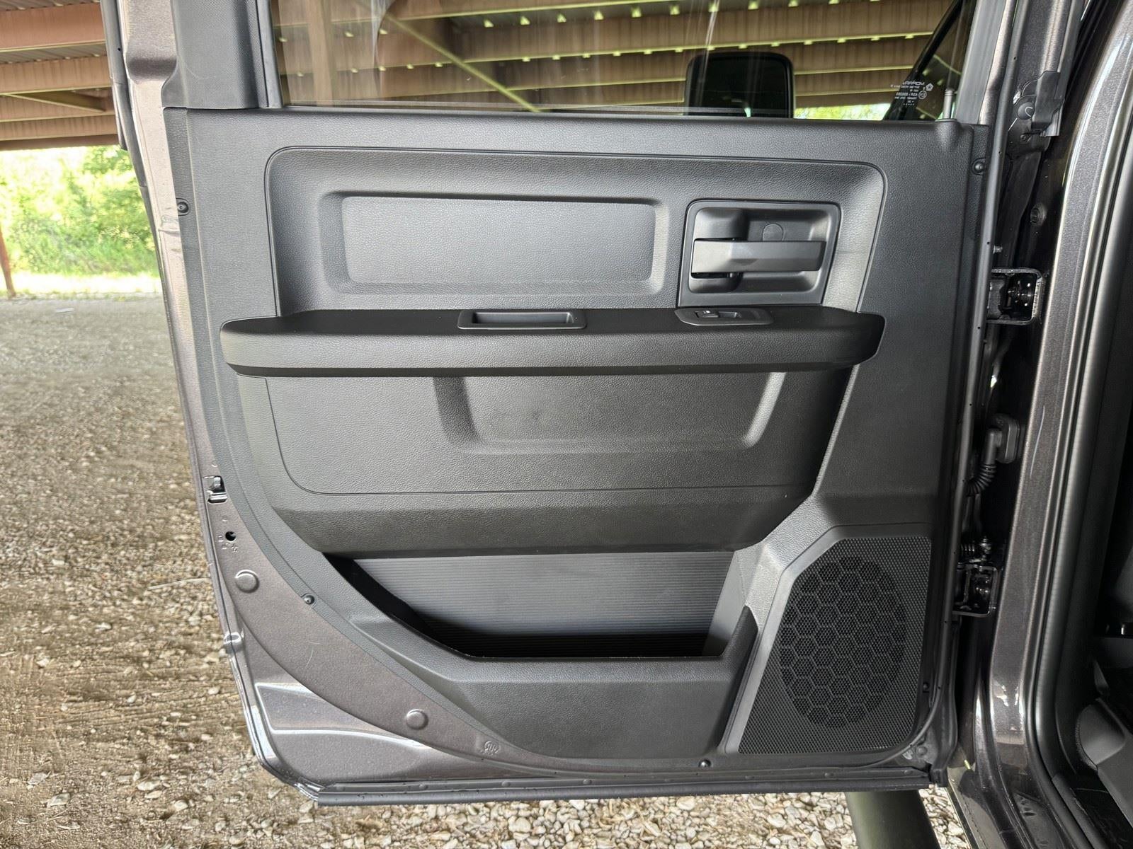 2026 RAM 2500 Tradesman - Photo 23