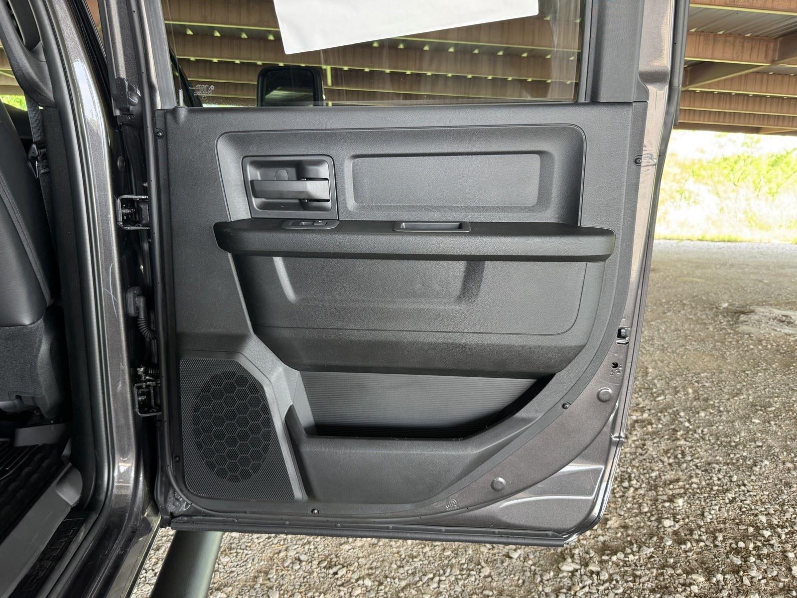 2026 RAM 2500 Tradesman - Photo 30