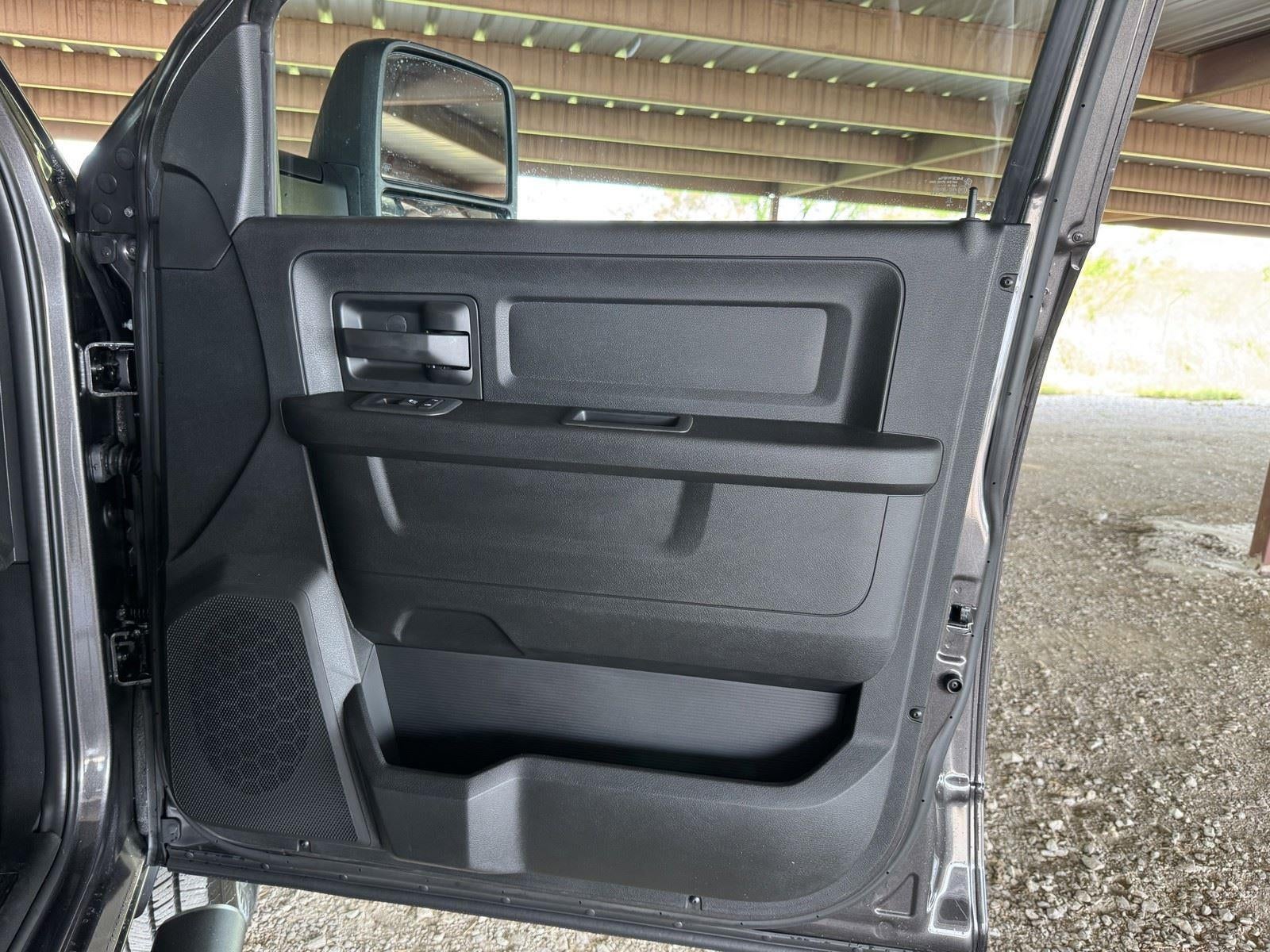 2026 RAM 2500 Tradesman - Photo 33