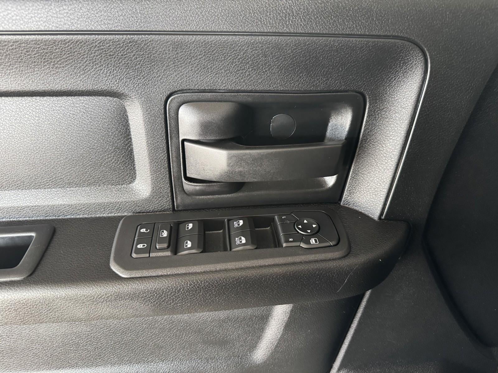 2027 RAM Ram 2500 RAM 2500 TRADESMAN CREW CAB 4X4 6'4' BOX