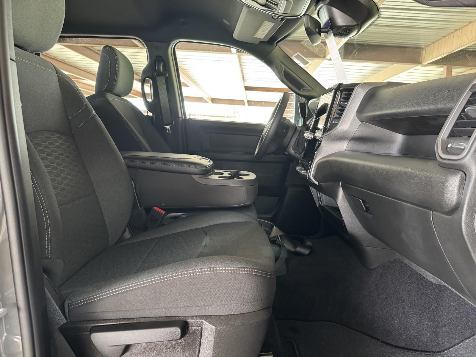 2027 RAM Ram 2500 RAM 2500 TRADESMAN CREW CAB 4X4 6'4' BOX