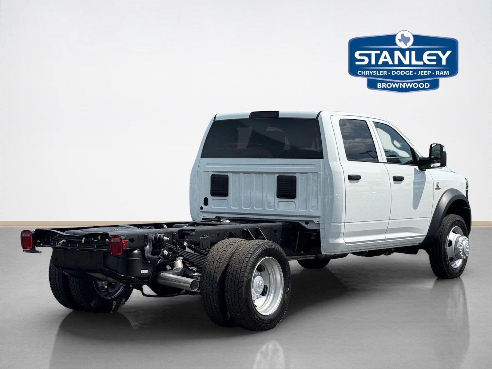 2026 RAM 5500 Chassis RAM 5500 TRADESMAN CHASSIS CREW CAB 4X4 60' CA