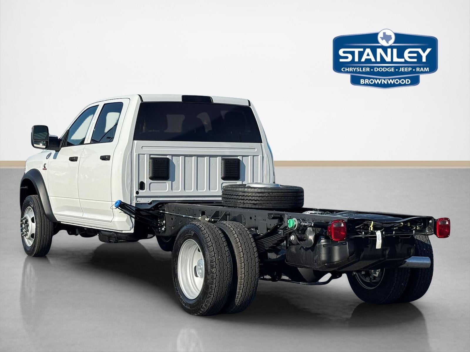 2026 RAM Ram 5500 Chassis Cab RAM 5500 TRADESMAN CHASSIS CREW CAB 4X4 84' CA