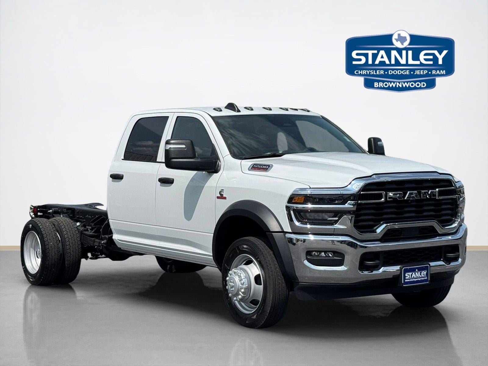 2026 RAM 5500 Chassis RAM 5500 TRADESMAN CHASSIS CREW CAB 4X4 84' CA