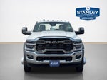 2026 RAM 5500 Chassis RAM 5500 TRADESMAN CHASSIS CREW CAB 4X4 84' CA