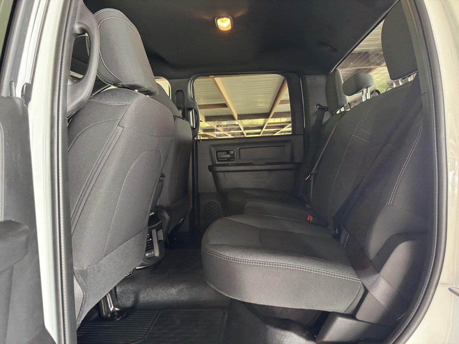 2026 RAM 5500 Chassis RAM 5500 TRADESMAN CHASSIS CREW CAB 4X4 84' CA
