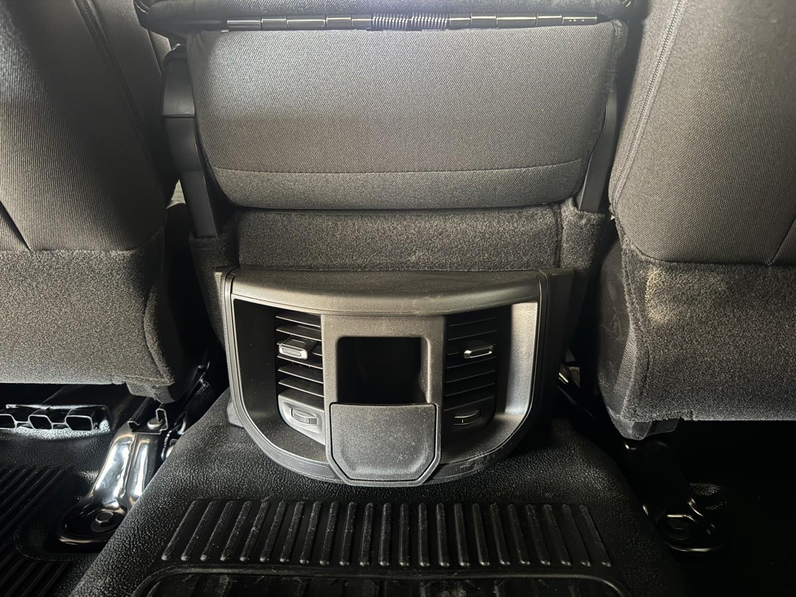 2026 RAM Ram 5500 Chassis Cab RAM 5500 TRADESMAN CHASSIS CREW CAB 4X4 84' CA