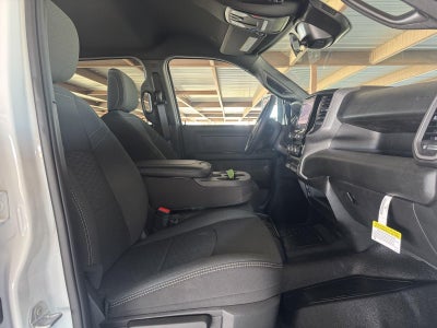 2026 RAM Ram 5500 Chassis Cab RAM 5500 TRADESMAN CHASSIS CREW CAB 4X4 84' CA