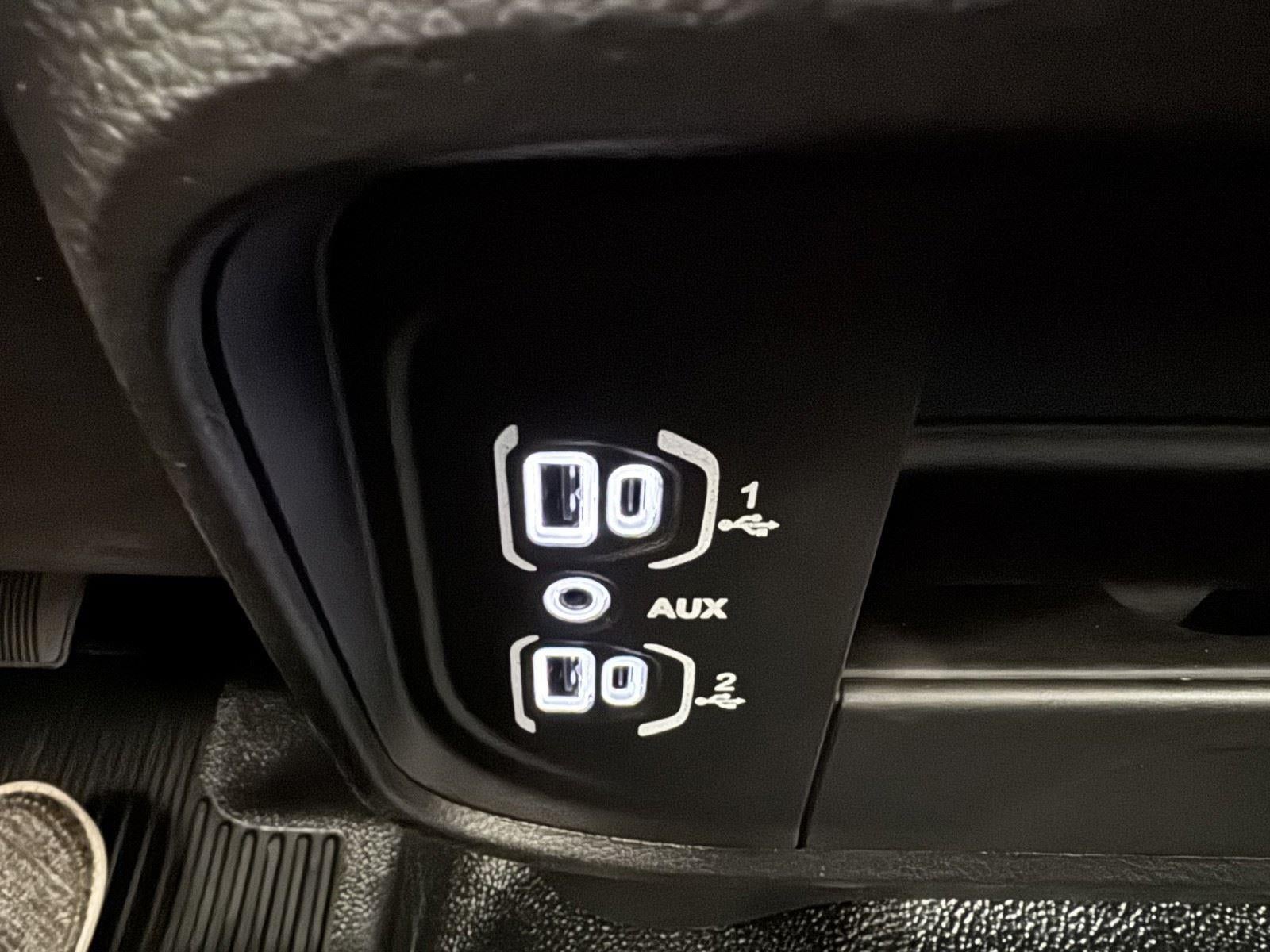 2026 RAM Ram 3500 Chassis Cab RAM 3500 TRADESMAN CREW CAB CHASSIS 4X4 60' CA