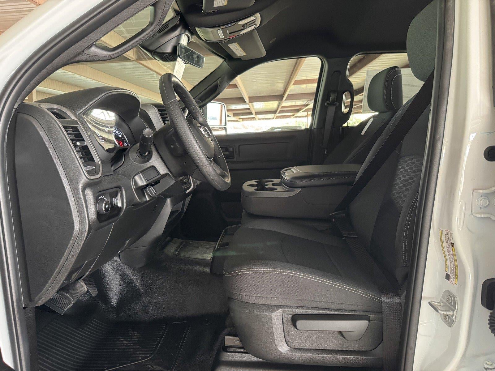 2027 RAM 3500 Chassis Cab Tradesman