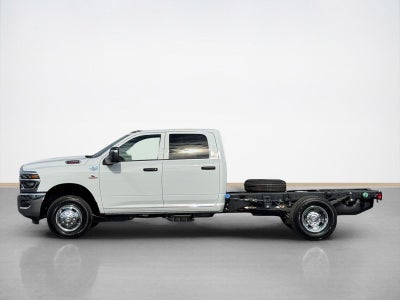 2026 RAM Ram 3500 Chassis Cab RAM 3500 TRADESMAN CREW CAB CHASSIS 4X4 60' CA