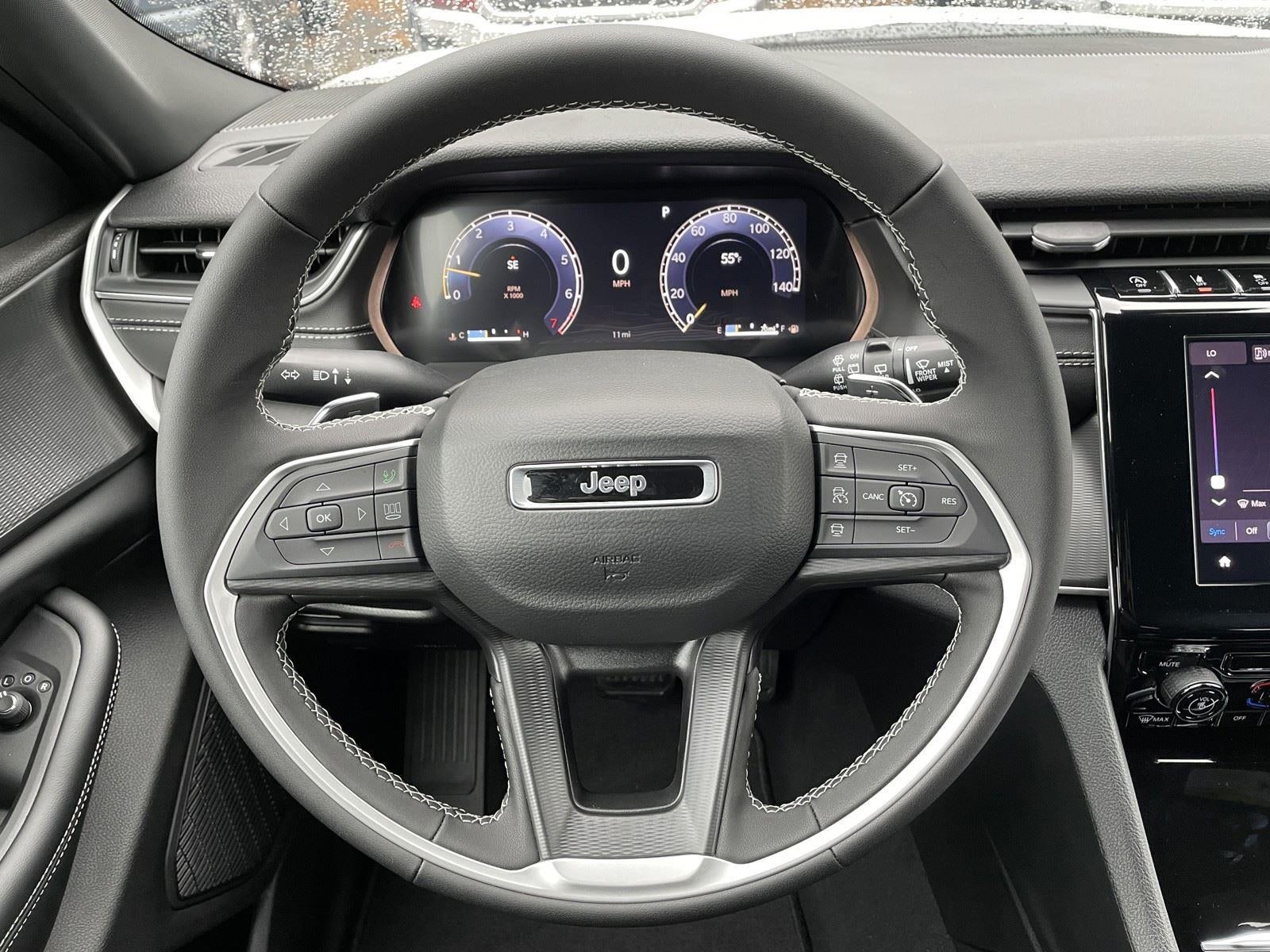 2025 Jeep Grand Cherokee GRAND CHEROKEE LAREDO X 4X2