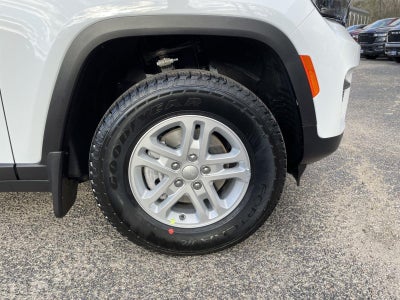 2025 Jeep Grand Cherokee GRAND CHEROKEE LAREDO 4X2