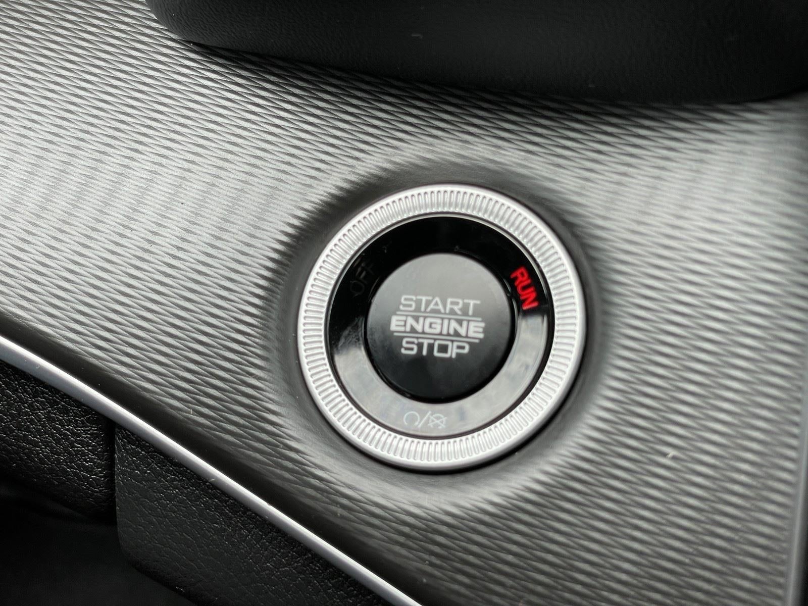 2026 Jeep Grand Cherokee GRAND CHEROKEE LAREDO 4X2