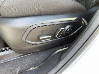 2027 Jeep Grand Cherokee GRAND CHEROKEE LAREDO X 4X2