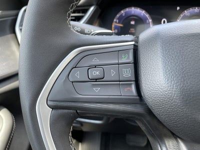 2027 Jeep Grand Cherokee GRAND CHEROKEE LAREDO X 4X2