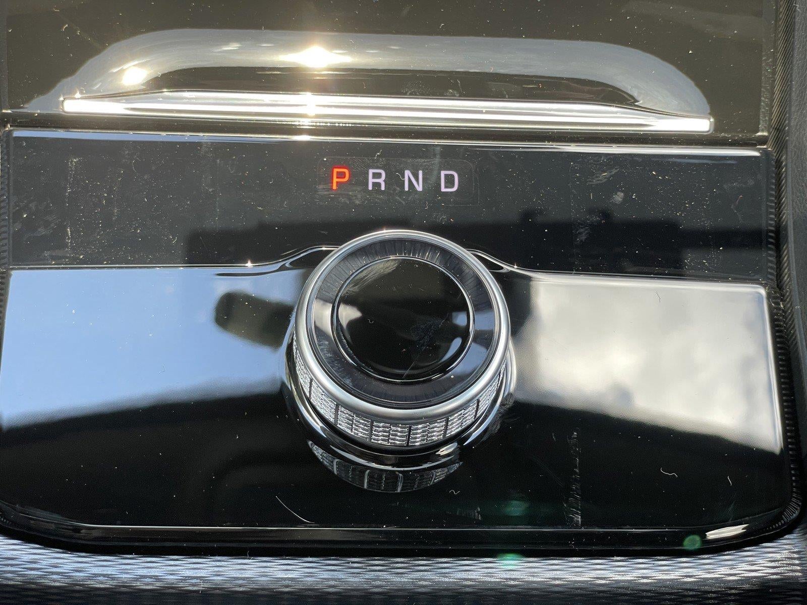 2027 Jeep Grand Cherokee GRAND CHEROKEE LAREDO X 4X2