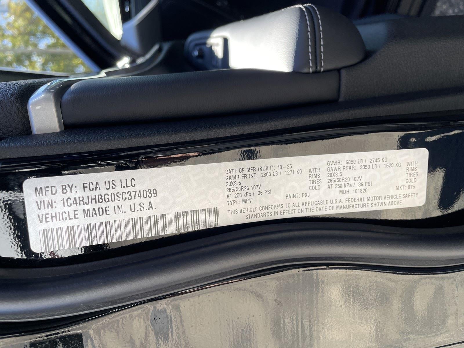 2025 Jeep Grand Cherokee GRAND CHEROKEE LIMITED 4X4