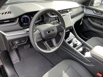 2025 Jeep Grand Cherokee GRAND CHEROKEE L LAREDO X 4X2