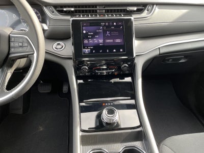 2025 Jeep Grand Cherokee GRAND CHEROKEE L LAREDO X 4X2