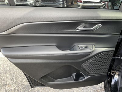 2025 Jeep Grand Cherokee GRAND CHEROKEE L LAREDO X 4X2