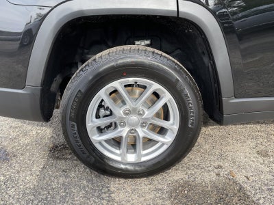 2025 Jeep Grand Cherokee GRAND CHEROKEE L LAREDO X 4X2