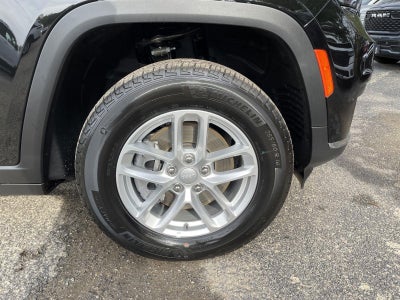 2025 Jeep Grand Cherokee GRAND CHEROKEE L LAREDO X 4X2