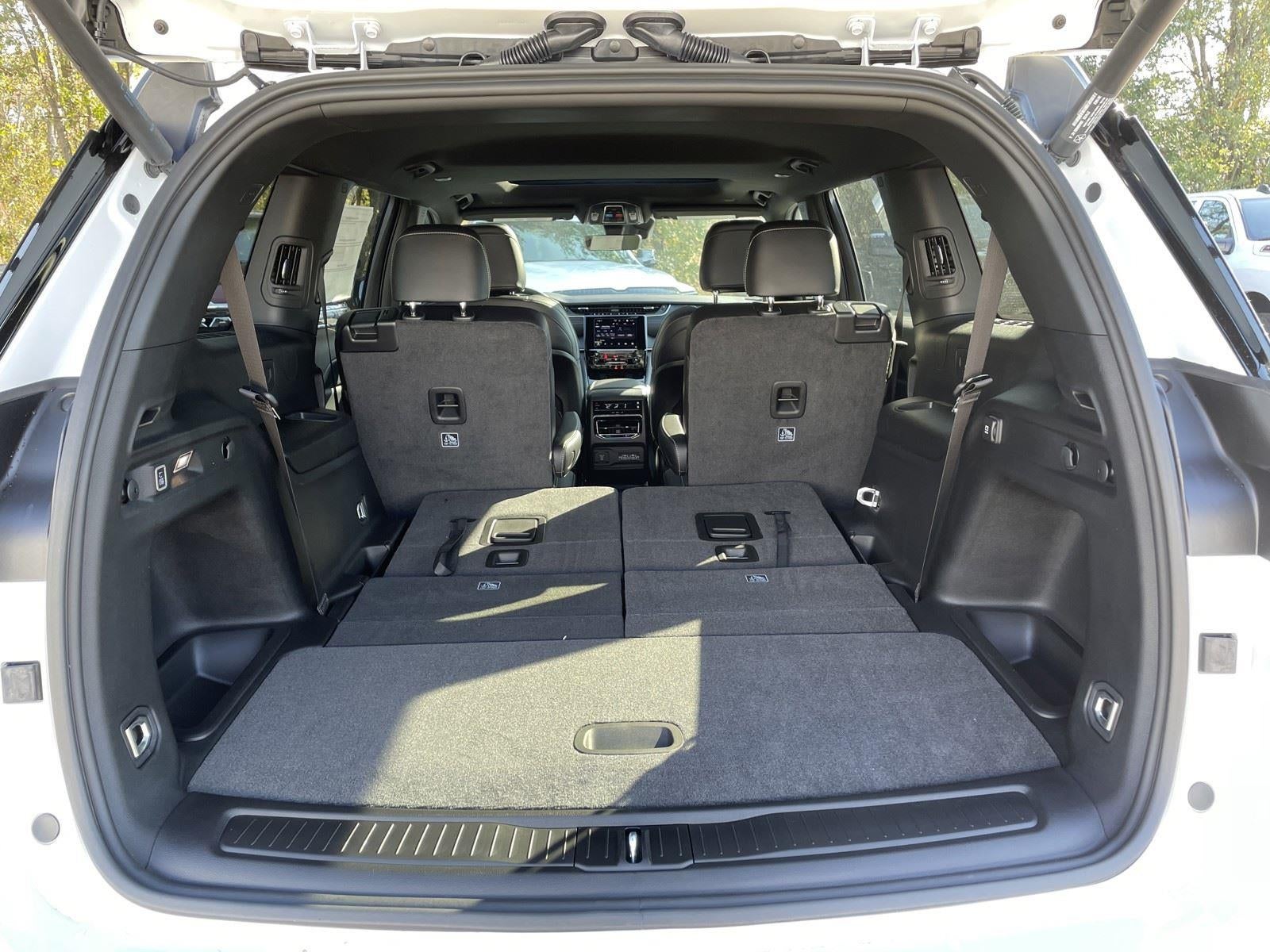 2025 Jeep Grand Cherokee GRAND CHEROKEE L ALTITUDE X 4X2