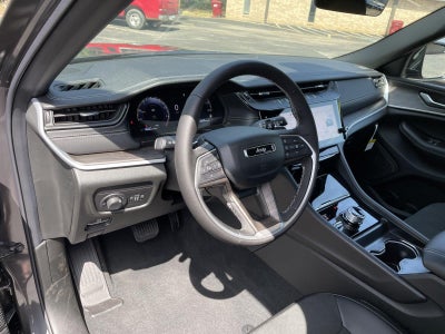 2026 Jeep Grand Cherokee GRAND CHEROKEE L LAREDO ALTITUDE 4X4
