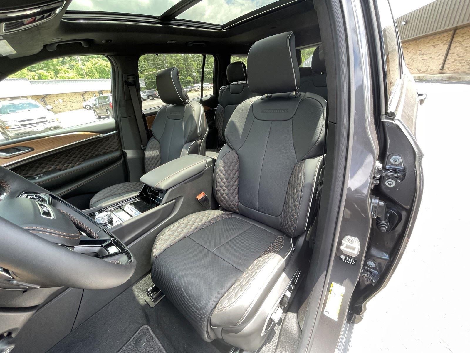 2026 Jeep Grand Cherokee GRAND CHEROKEE L SUMMIT 4X4