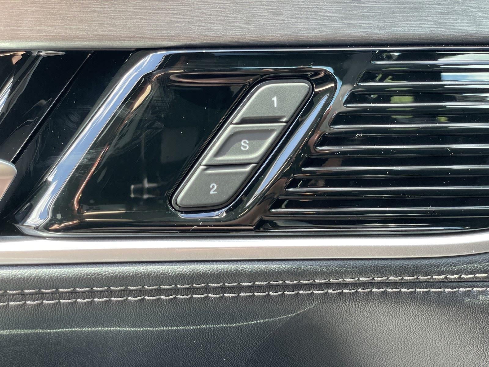 2026 Jeep Grand Wagoneer GRAND WAGONEER UPLAND 4X4