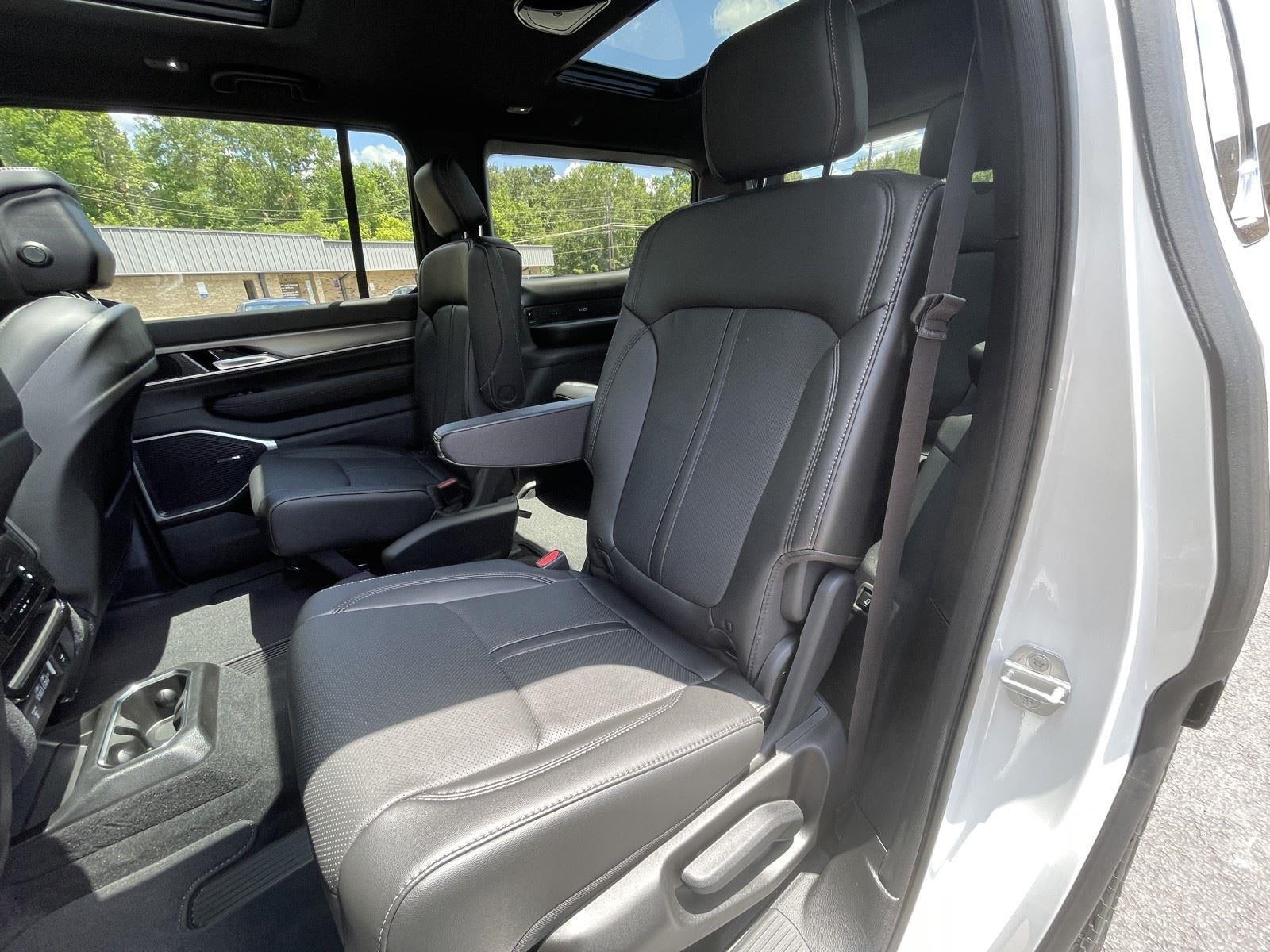2026 Jeep Grand Wagoneer GRAND WAGONEER UPLAND 4X4