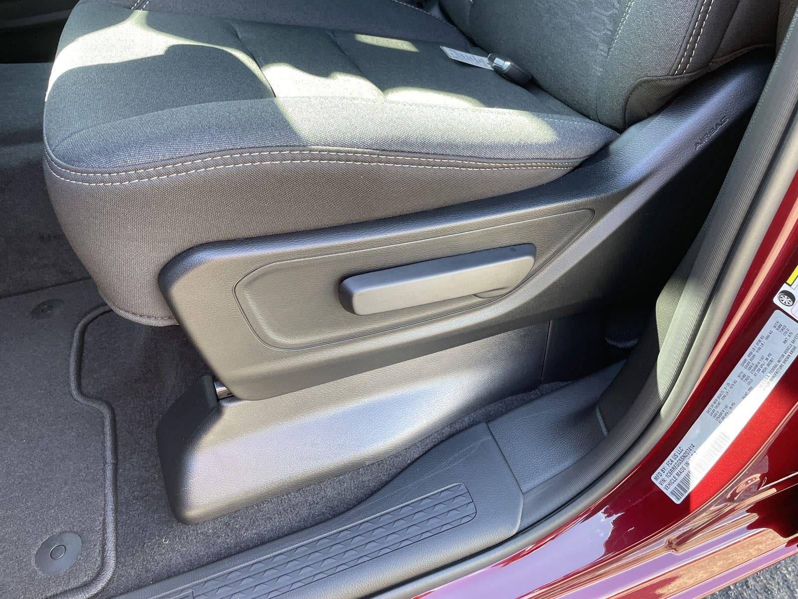 2025 RAM Ram 1500 RAM 1500 TRADESMAN CREW CAB 4X2 5'7' BOX