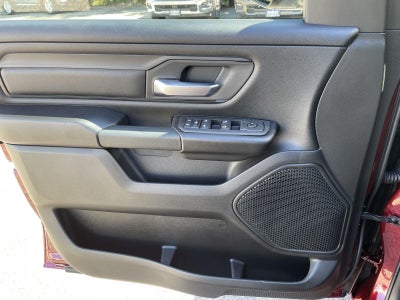 2025 RAM Ram 1500 RAM 1500 TRADESMAN CREW CAB 4X2 5'7' BOX