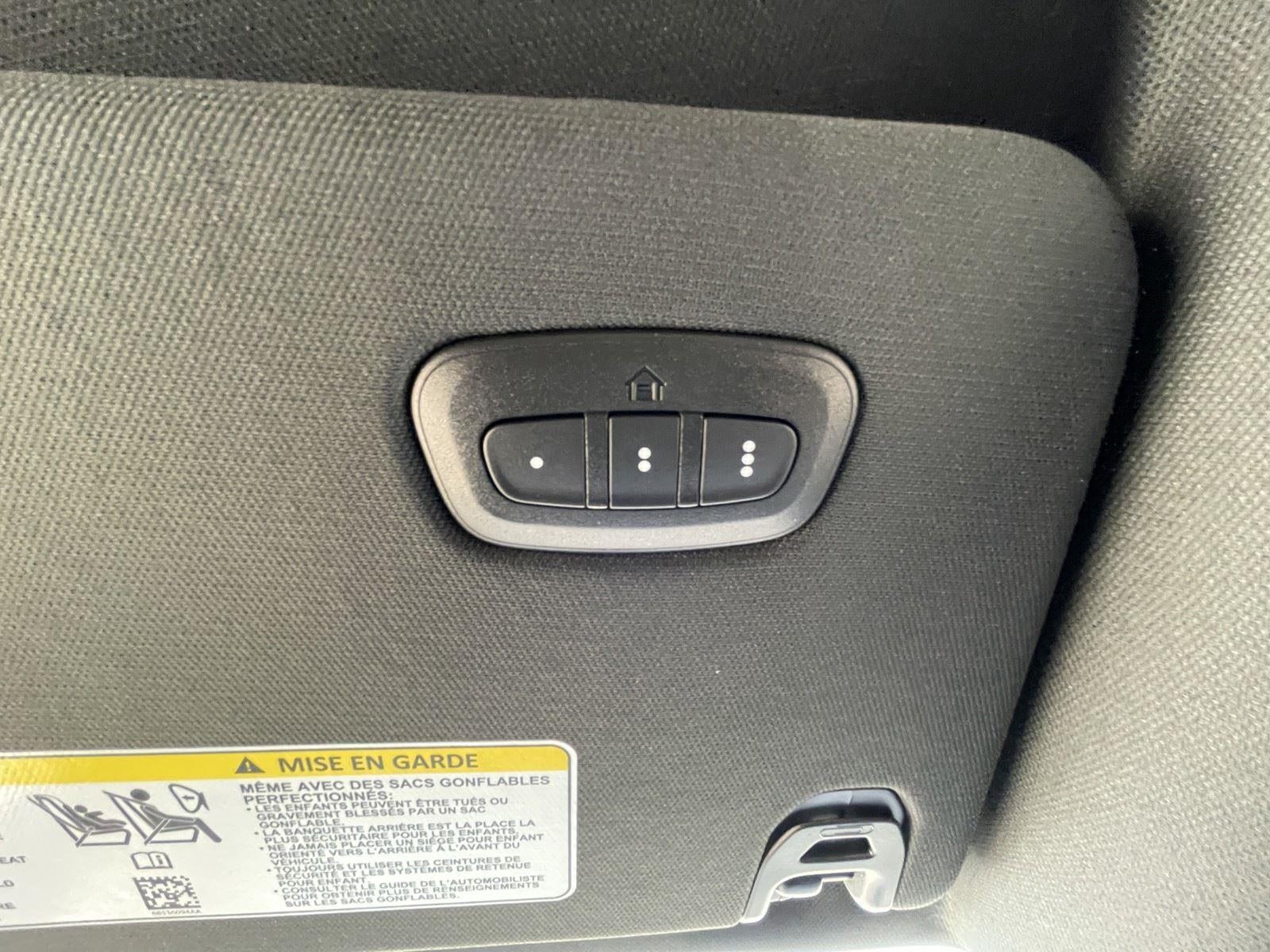 2025 RAM Ram 1500 RAM 1500 LONE STAR CREW CAB 4X4 5'7' BOX