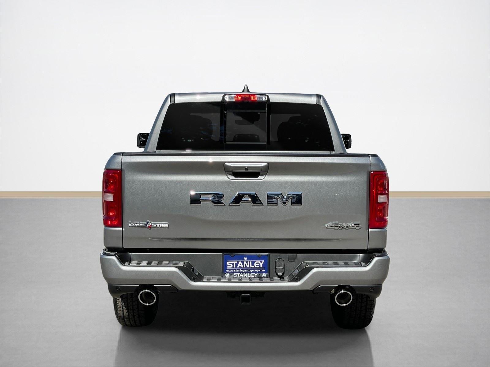 2026 RAM Ram 1500 RAM 1500 LONE STAR CREW CAB 4X4 5'7' BOX