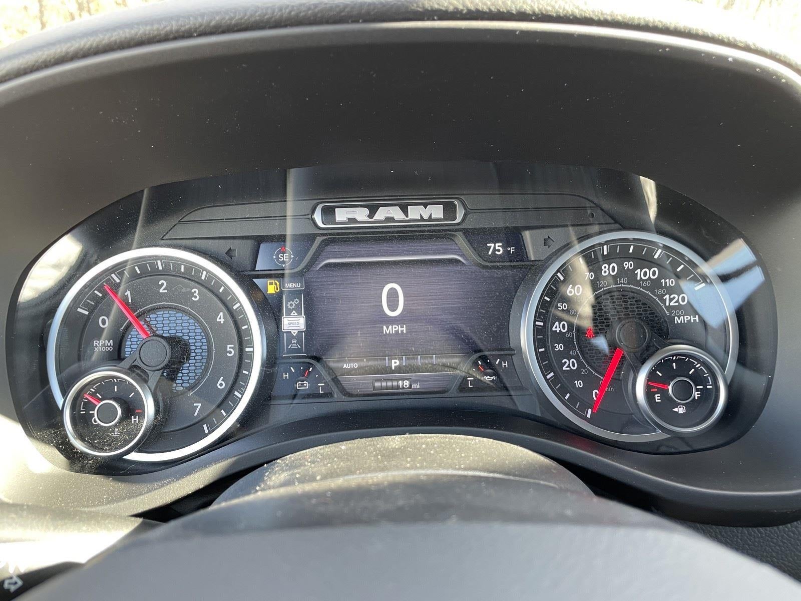 2026 RAM Ram 1500 RAM 1500 LONE STAR CREW CAB 4X4 5'7' BOX