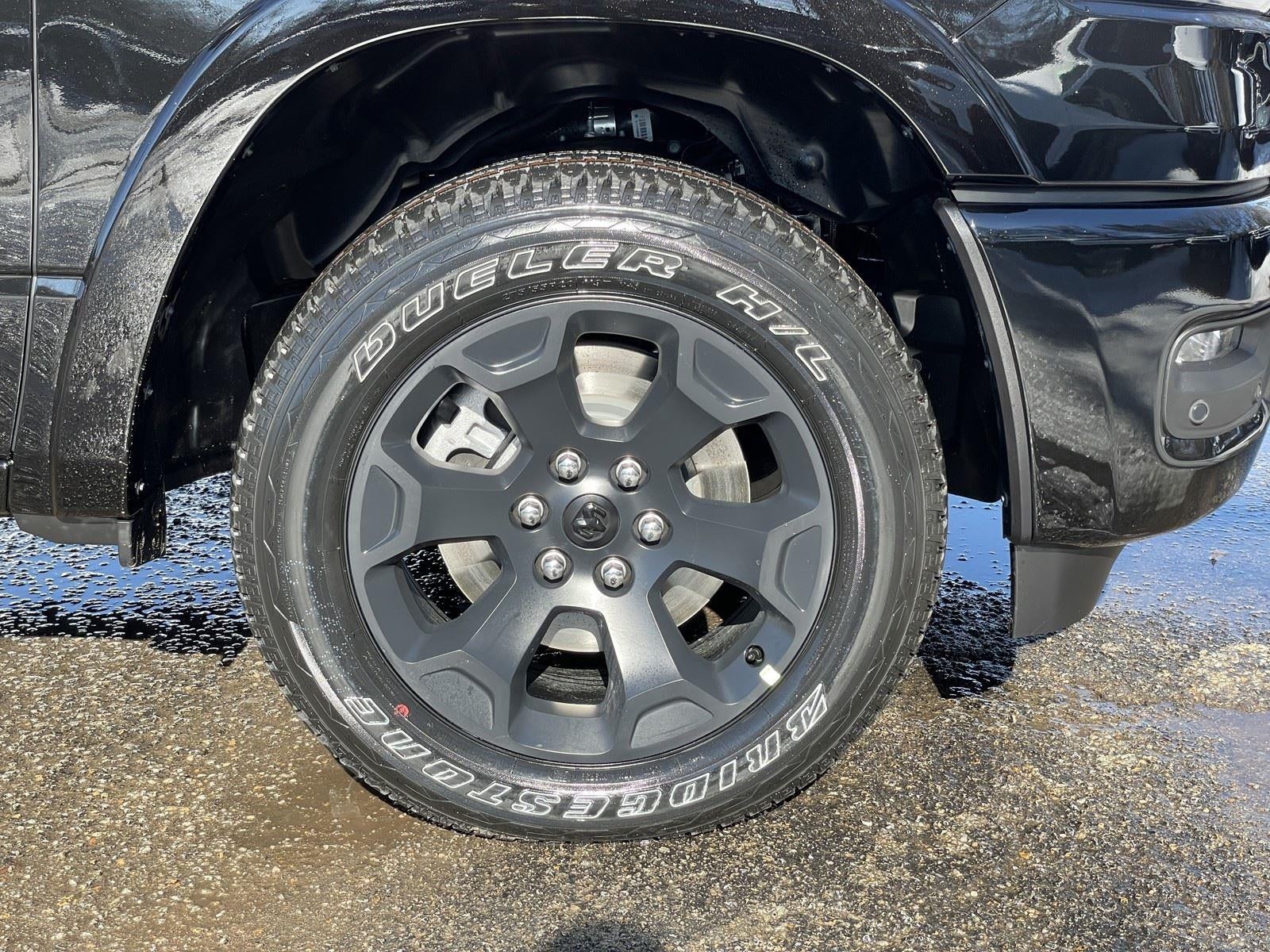 2026 RAM Ram 1500 RAM 1500 LONE STAR CREW CAB 4X4 5'7' BOX