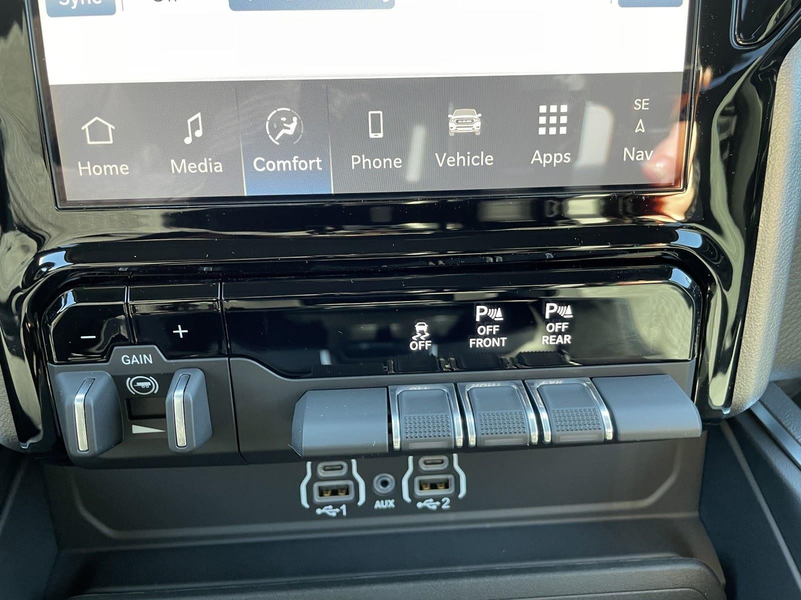 2026 RAM Ram 1500 RAM 1500 LONE STAR CREW CAB 4X4 5'7' BOX