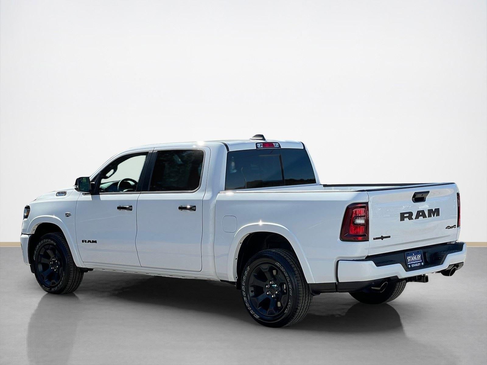 2026 RAM Ram 1500 RAM 1500 LONE STAR CREW CAB 4X4 5'7' BOX