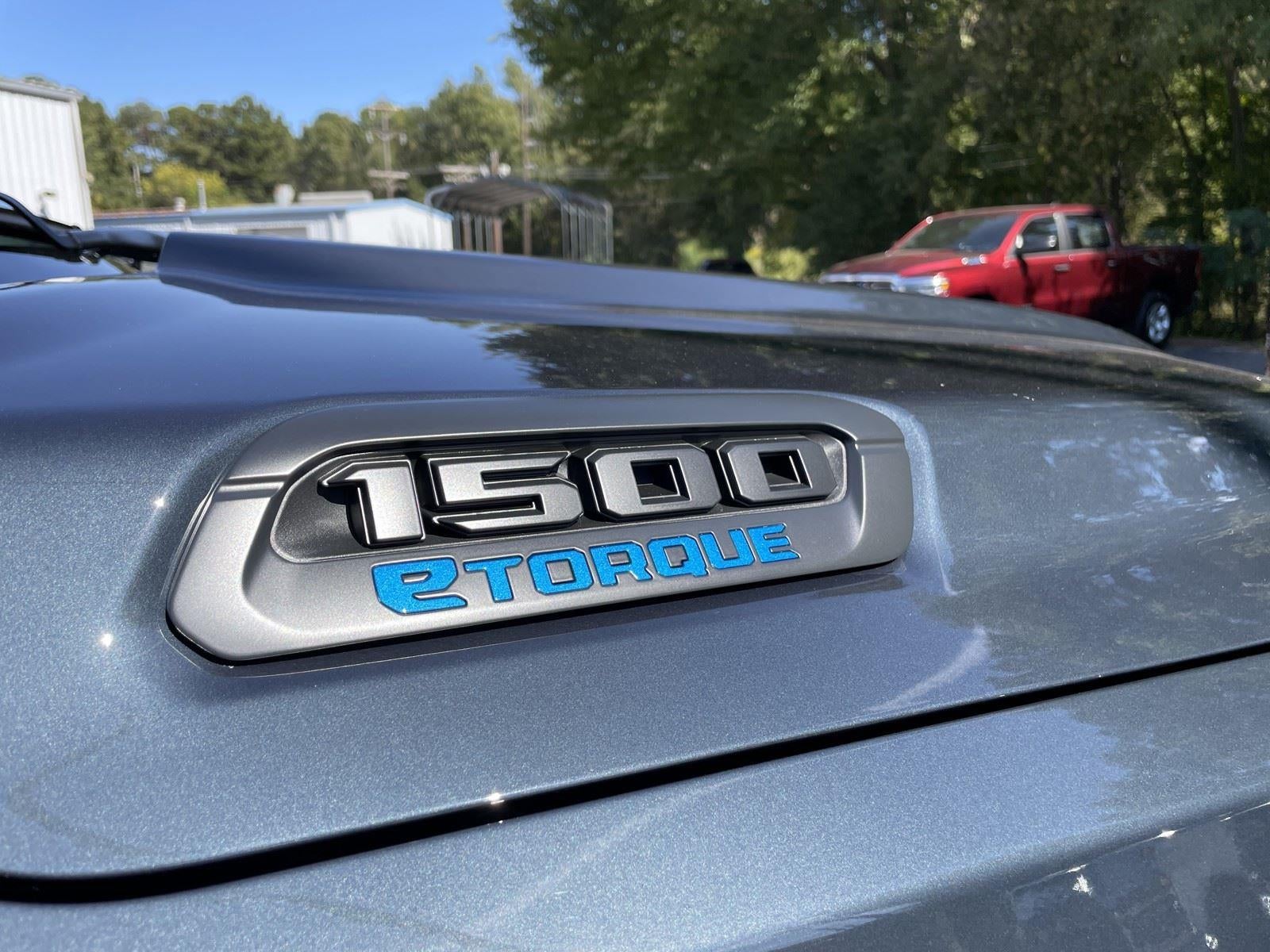 2026 RAM Ram 1500 RAM 1500 LONE STAR CREW CAB 4X4 5'7' BOX