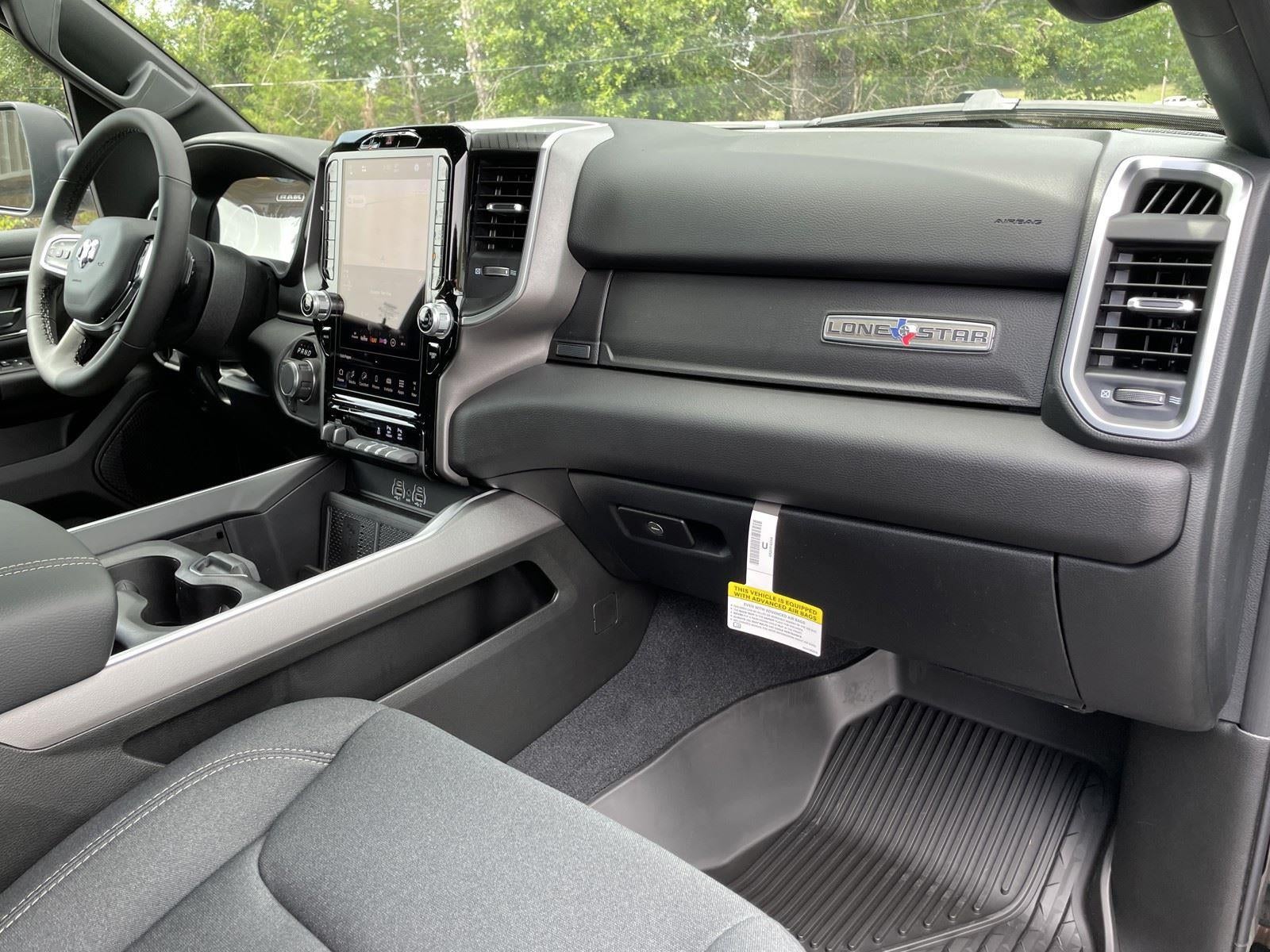 2026 RAM Ram 1500 RAM 1500 LONE STAR CREW CAB 4X4 5'7' BOX
