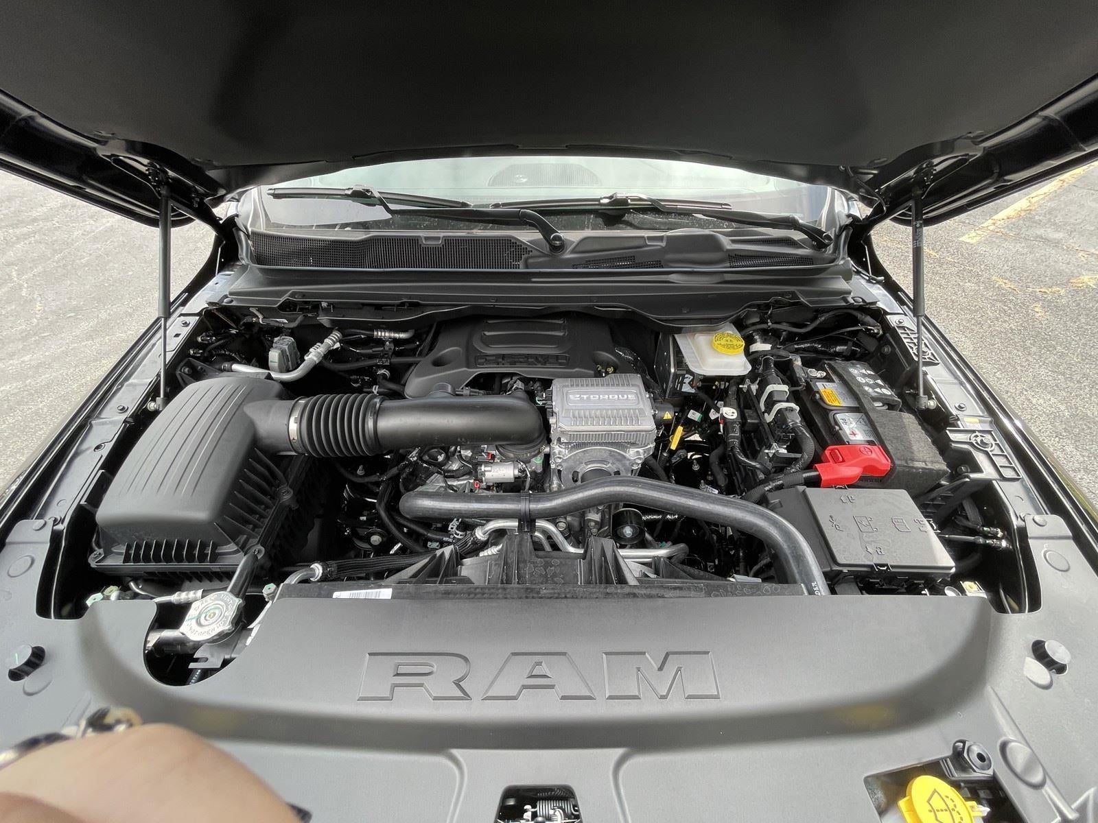 2026 RAM Ram 1500 RAM 1500 LONE STAR CREW CAB 4X4 5'7' BOX