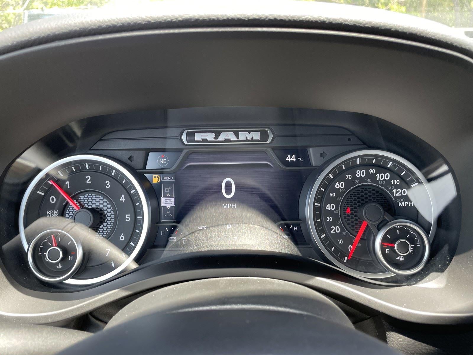 2026 RAM Ram 1500 RAM 1500 LONE STAR CREW CAB 4X4 5'7' BOX