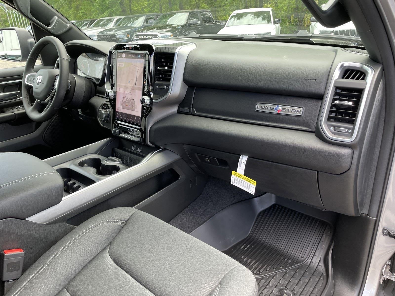 2026 RAM Ram 1500 RAM 1500 LONE STAR CREW CAB 4X4 5'7' BOX