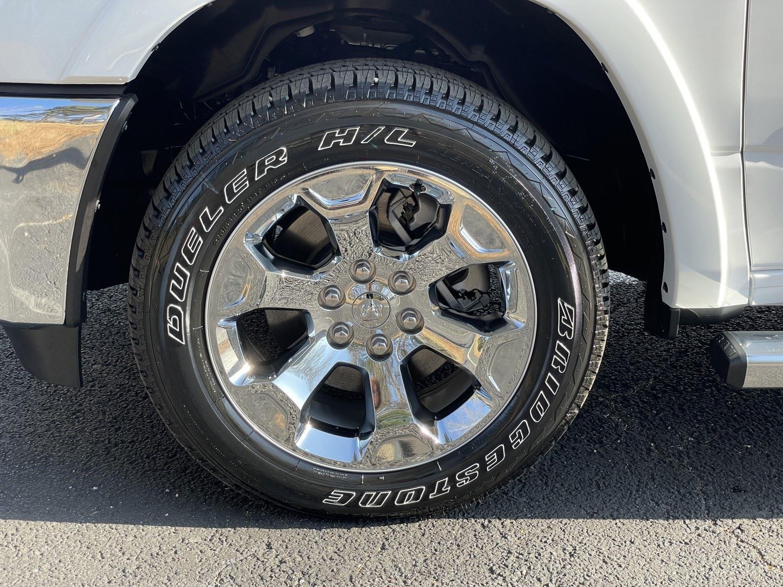 2026 RAM Ram 1500 RAM 1500 LONE STAR CREW CAB 4X4 5'7' BOX